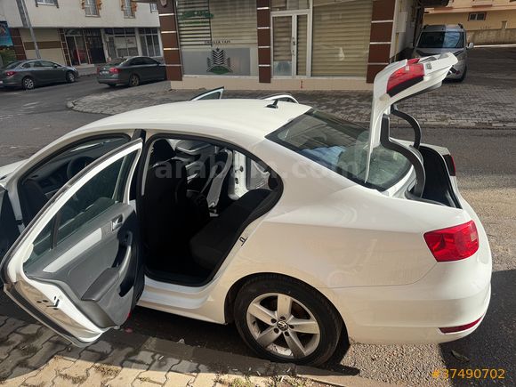 HATASIZ BOYASIZ TEMİZ JETTA 