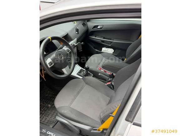 Sahibinden Opel Astra 1.3 CDTI Enjoy Elegance 2011 Model  250 km Gri