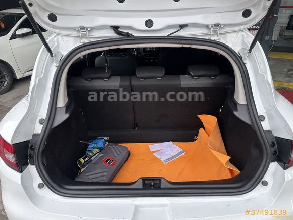 GÖZDE OTODAN 2018 MODEL OTOMATİK DEĞİŞENSİZ CLİO 1.5 DCİ