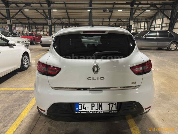 GÖZDE OTODAN 2018 MODEL OTOMATİK DEĞİŞENSİZ CLİO 1.5 DCİ