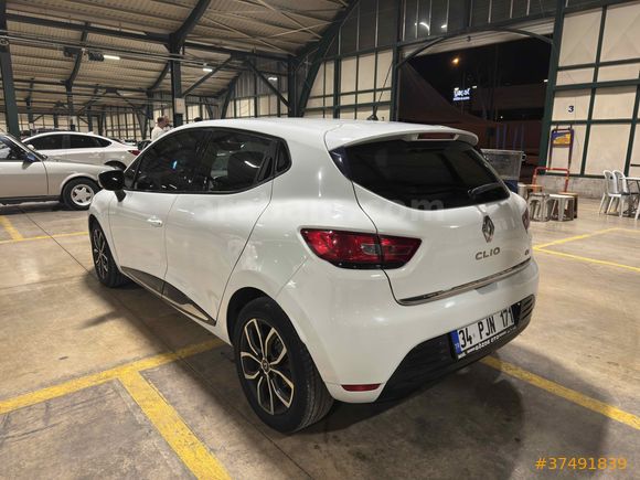 GÖZDE OTODAN 2018 MODEL OTOMATİK DEĞİŞENSİZ CLİO 1.5 DCİ