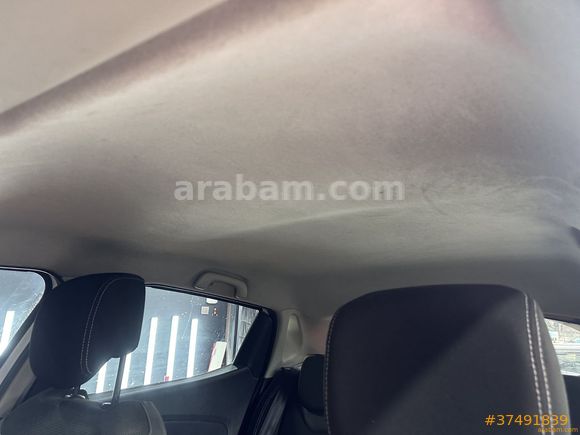 GÖZDE OTODAN 2018 MODEL OTOMATİK DEĞİŞENSİZ CLİO 1.5 DCİ