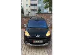 Sahibinden Peugeot Partner 1.6 HDI Premium Pack 2010 Model  322.000 km Siyah