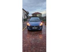 Sahibinden Hyundai i30 1.6 GDi Style 2015 Model  142600 km Mavi (metalik)
