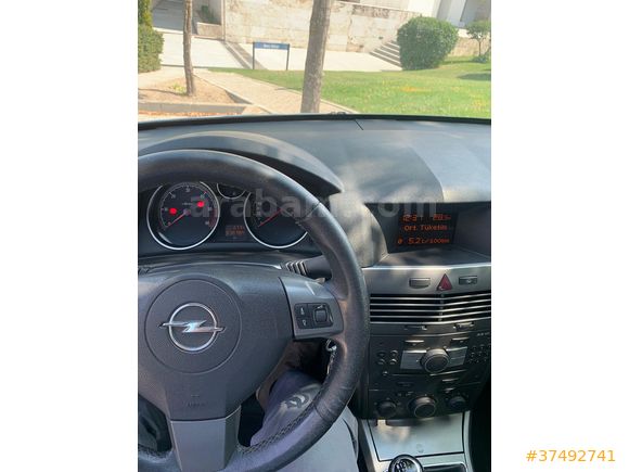 Kamu çalışanından temiz, bakımlı ve sunroof'lu Astra 1.3 dizel