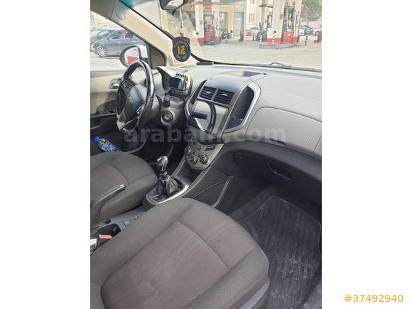 Takas üste nakit alabilecegim aracla olur  l