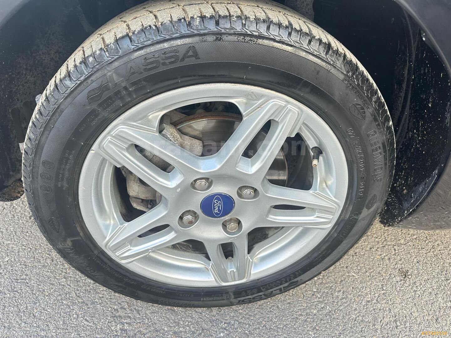 Sahibinden Ford Fiesta 1.5 TDCi Titanium 2013 Model Ankara 225.000 km Siyah 5