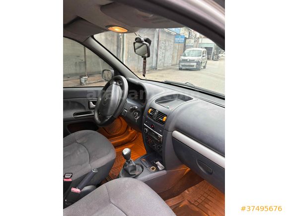 Sahibinden Renault Clio 1.2 Authentique 2005 Model 