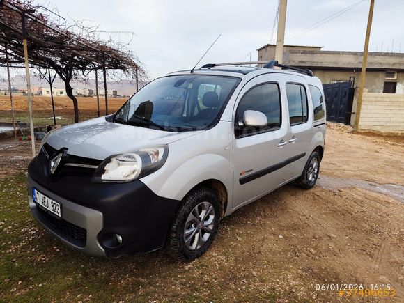 Sahibinden Renault Kangoo Multix 1.5 dCi Extreme 2016 Model  338.000 km Gri (Gümüş)