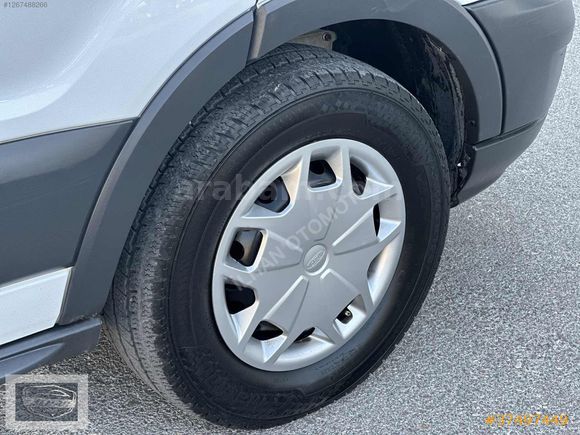 İLHAN'DAN 2015 FORD TRANSİT 350L KLİMALI 200BİNKM BOYASIZ %20KDV