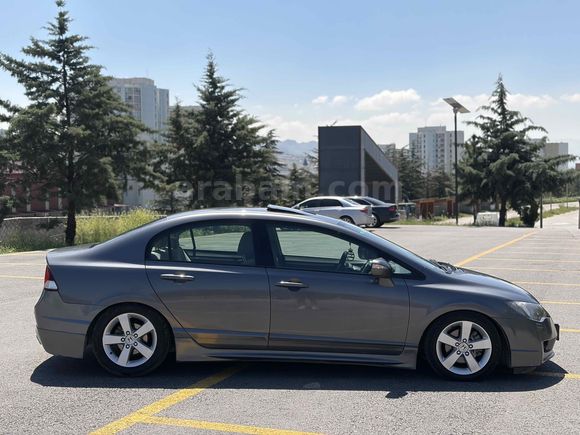 Sahibinden Honda Civic 1.6 i-VTEC Elegance 2010 Model 