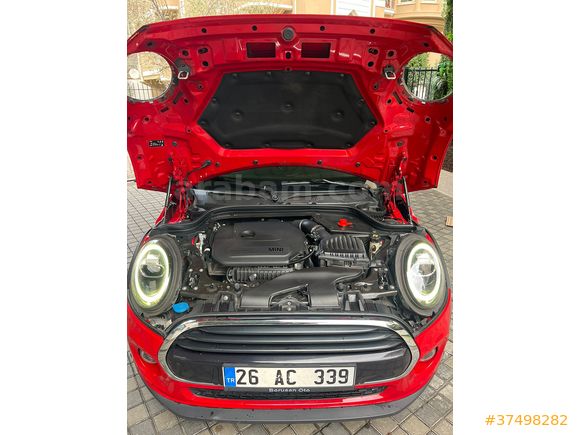 İlk Sahibinden Servis bakımlı orjinal Mini Cooper 2020 Model 