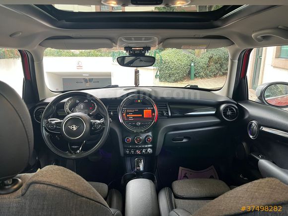 İlk Sahibinden Servis bakımlı orjinal Mini Cooper 2020 Model 