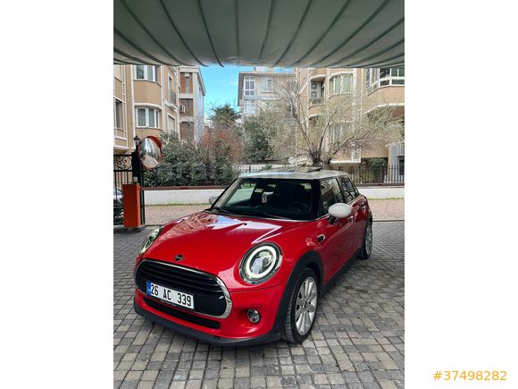 İlk Sahibinden Servis bakımlı orjinal Mini Cooper 2020 Model 