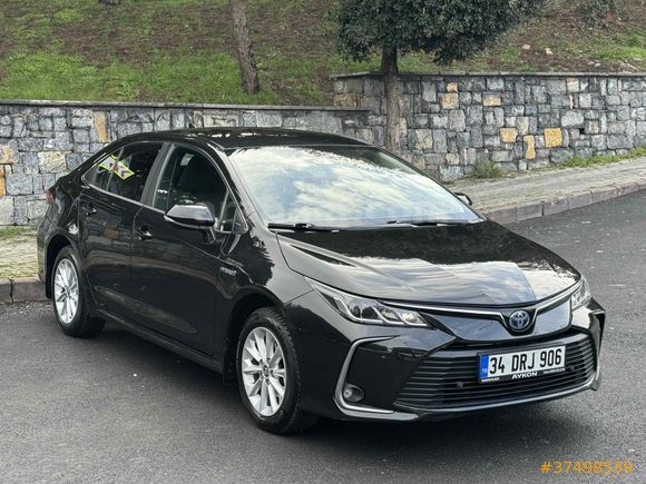 2021 TOYOTA Corolla 1.8 Hybrid Dream 2021 Model DÜŞÜK KM