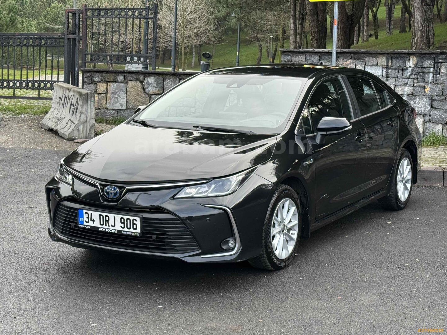 Galeriden Toyota Corolla 1.8 Hybrid Dream 2021 Model İstanbul 93.500 km Siyah 2