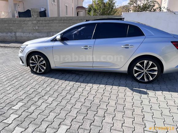 Sahibinden Renault Megane 1.3 TCe Icon 2023 Model 