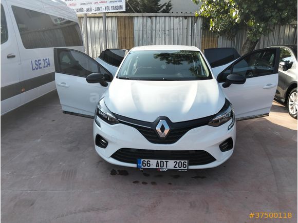 Sahibinden Renault Clio 1.0 TCe Touch 2022 Model  81.000 km Beyaz