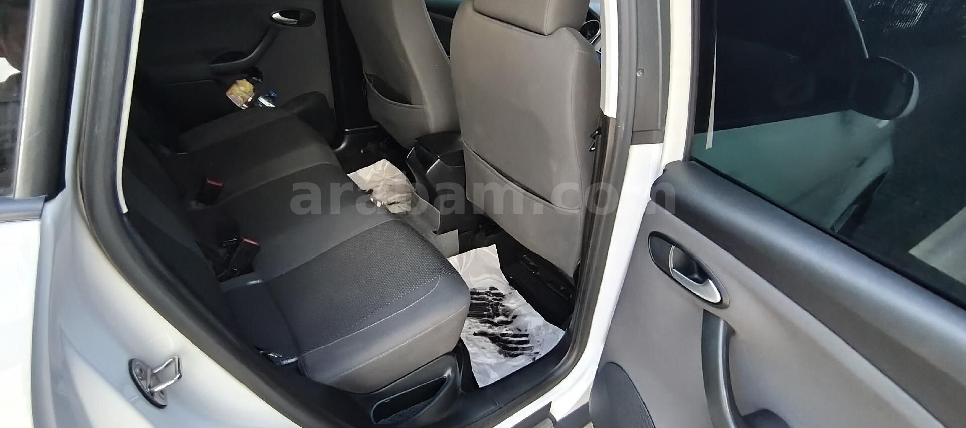 Sahibinden Seat Altea 1.6 TDI I-Tech XL 2015 Model Zonguldak 144.500 km Beyaz 4