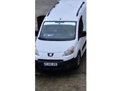 Sahibinden Peugeot Partner 1.6 HDI Comfort Pack 2012 Model Trabzon 190.000 km Beyaz