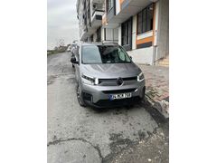Sahibinden Citroen Berlingo 1.5 BlueHDI Feel Bold 2024 Model 