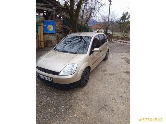 Sahibinden Ford Fiesta 1.4 TDCi Comfort 2004 Model