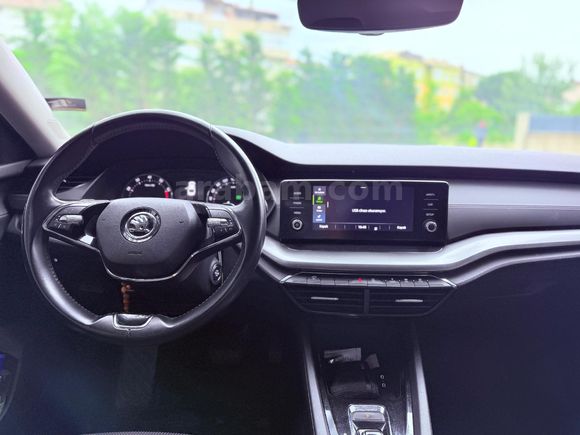 Sahibinden Skoda Octavia 1.5 e-Tec Elite 2021 Model
