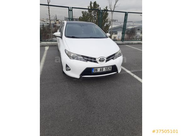Sahibinden Toyota Auris 1.6 Advance Skypack 2015 Model