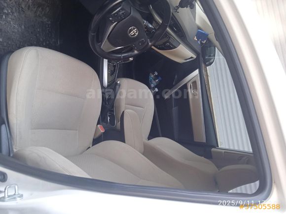 Sahibinden Toyota Corolla 1.6 Advance 2015 Model