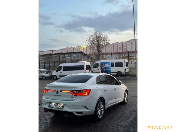 Sahibinden Renault Megane 1.5 dCi Icon 2017 Model