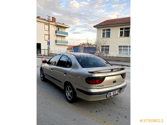 Sahibinden Renault Megane 2.0 RXT 1998 Model