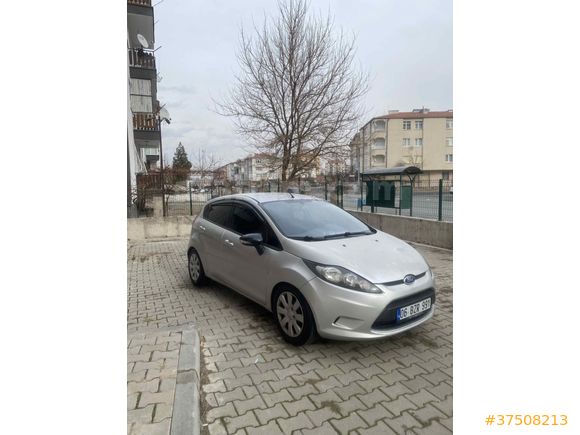 Sahibinden Ford Fiesta 1.4 TDCi Trend 2010 Model 