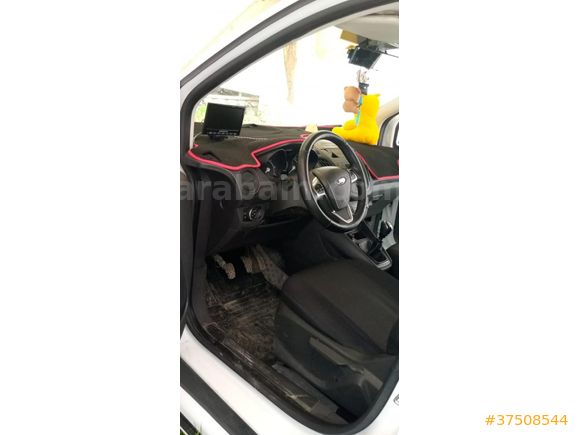 Sahibinden Ford Tourneo Courier 1.5 TDCi Delux 2020 Model