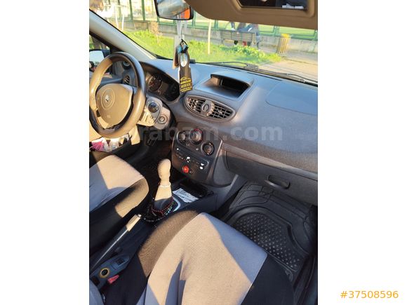 Sahibinden Renault Clio 1.5 dCi Authentique 2011 Model