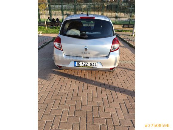 Sahibinden Renault Clio 1.5 dCi Authentique 2011 Model