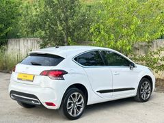 Sahibinden DS Automobiles DS4 1.6 e-HDi D-Sport 2013 Model  178.000 km Beyaz