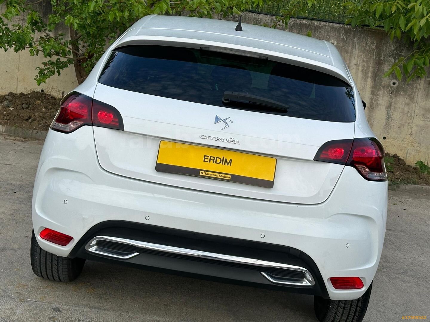 Sahibinden DS Automobiles DS4 1.6 e-HDi D-Sport 2013 Model Samsun 186.000 km Beyaz 4