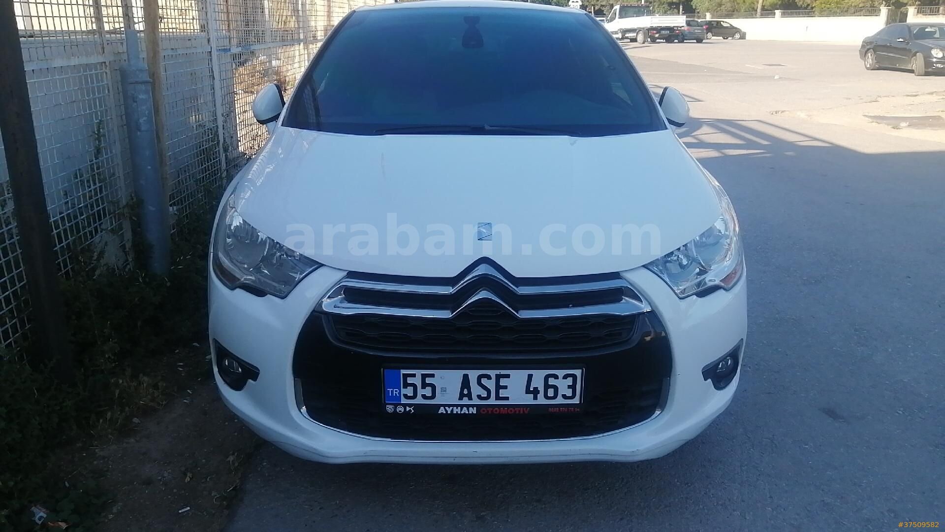 Sahibinden DS Automobiles DS4 1.6 e-HDi D-Sport 2013 Model Samsun 186.000 km Beyaz 5