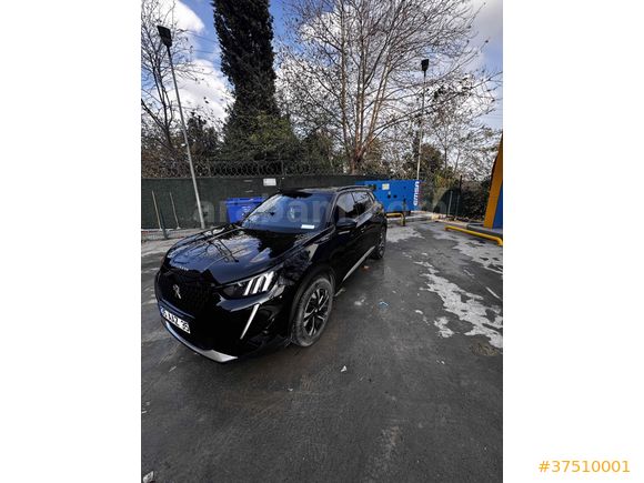 Sahibinden Peugeot 2008 1.2 PureTech GT Line 2020 Model İstanbul 122.000 km Siyah