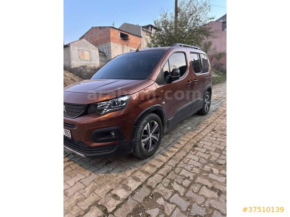 Sahibinden Peugeot Rifter 1.5 BlueHDI GT 2022 Model İstanbul