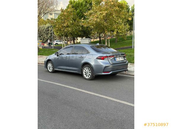 Sahibinden Toyota Corolla 1.5 Dream 2021 Model 