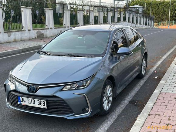 Sahibinden Toyota Corolla 1.5 Dream 2021 Model 