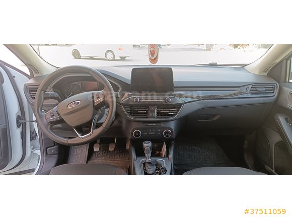 2020 focus boyasız 105 bin km