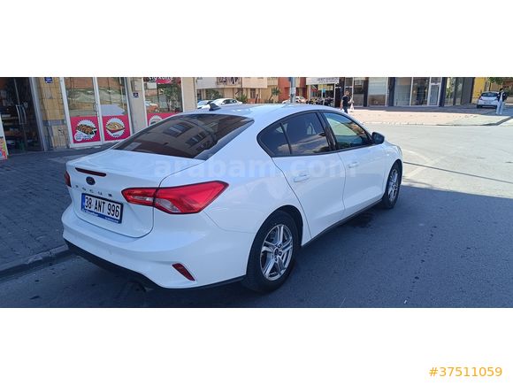 2020 focus boyasız 105 bin km
