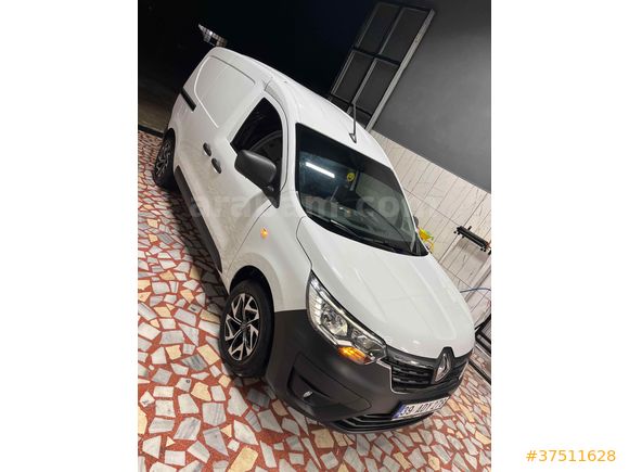 Sahibinden Renault Express 1.5 BlueDCI Touch 2024 Model 