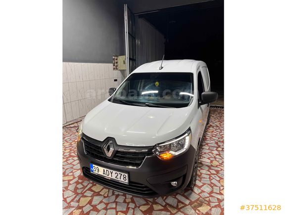 Sahibinden Renault Express 1.5 BlueDCI Touch 2024 Model 
