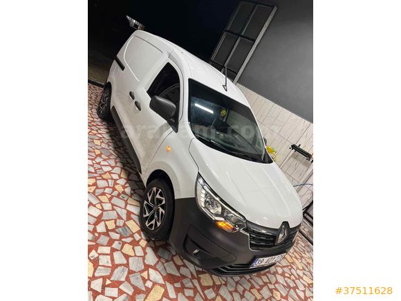 Sahibinden Renault Express 1.5 BlueDCI Touch 2024 Model 