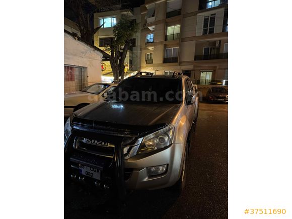 Sahibinden Isuzu D-Max 2.5 4x4 V-Cross 2014 Model 