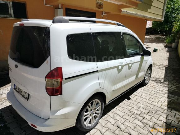 Sahibinden Ford Tourneo Courier 1.5 TDCi Titanium Plus 2018 Model