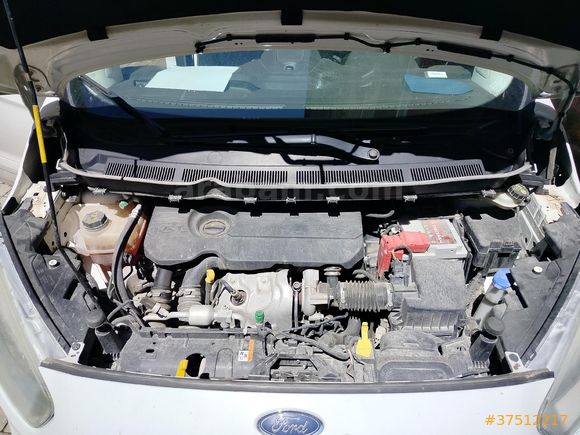 Sahibinden Ford Tourneo Courier 1.5 TDCi Titanium Plus 2018 Model